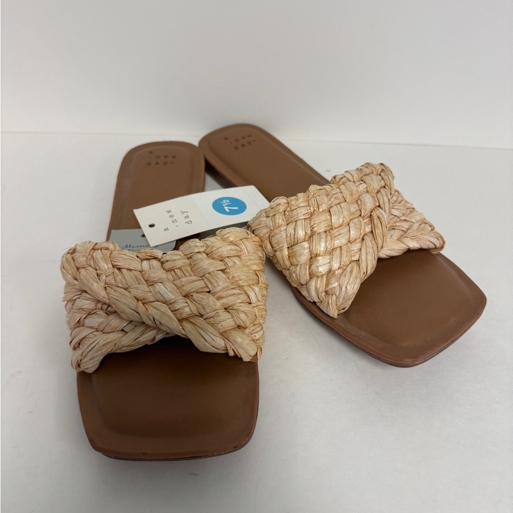 Womens A New Day Slide on Sandals Tan Size 7.5